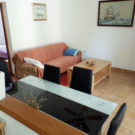 Apartman Fox Apartment Pirovac Exterior foto